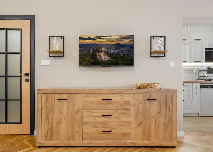 Apartment Kapana - A 106m2 Flat Right On The Pedestrian Street *